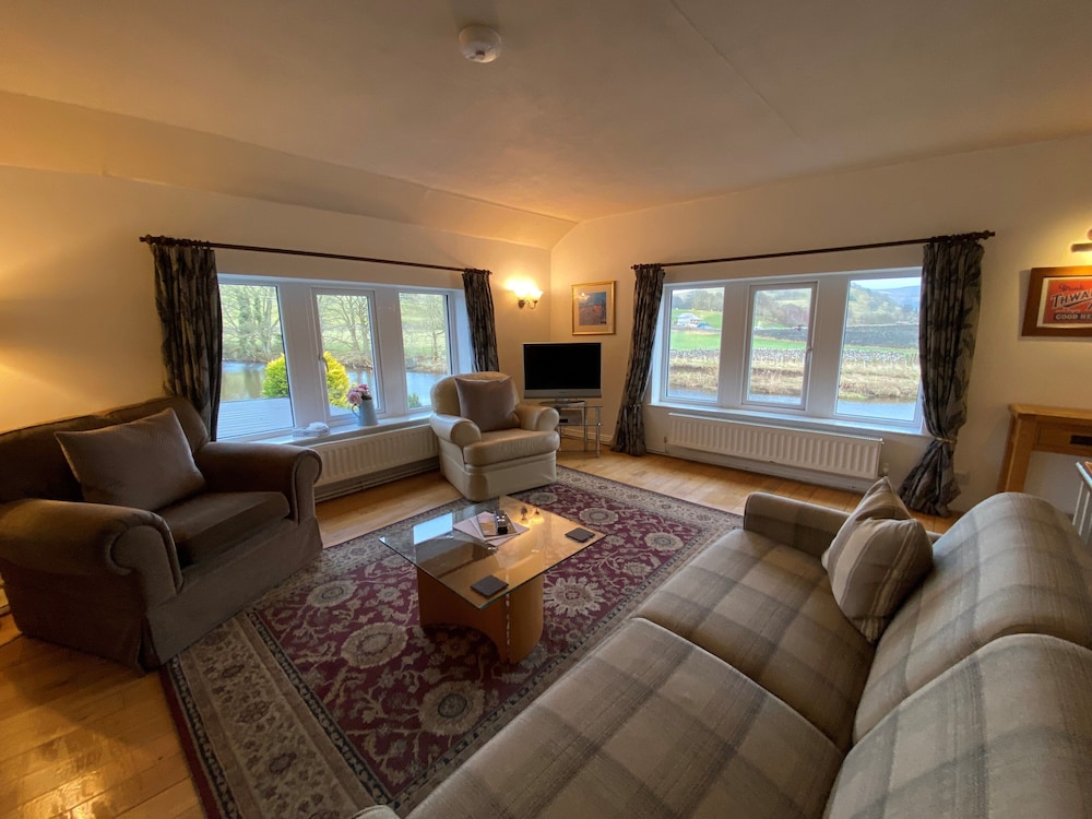 Red Lion Cottage