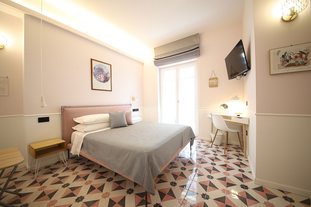 Design Double Room, Terrace, Ground Floor - Photo 1