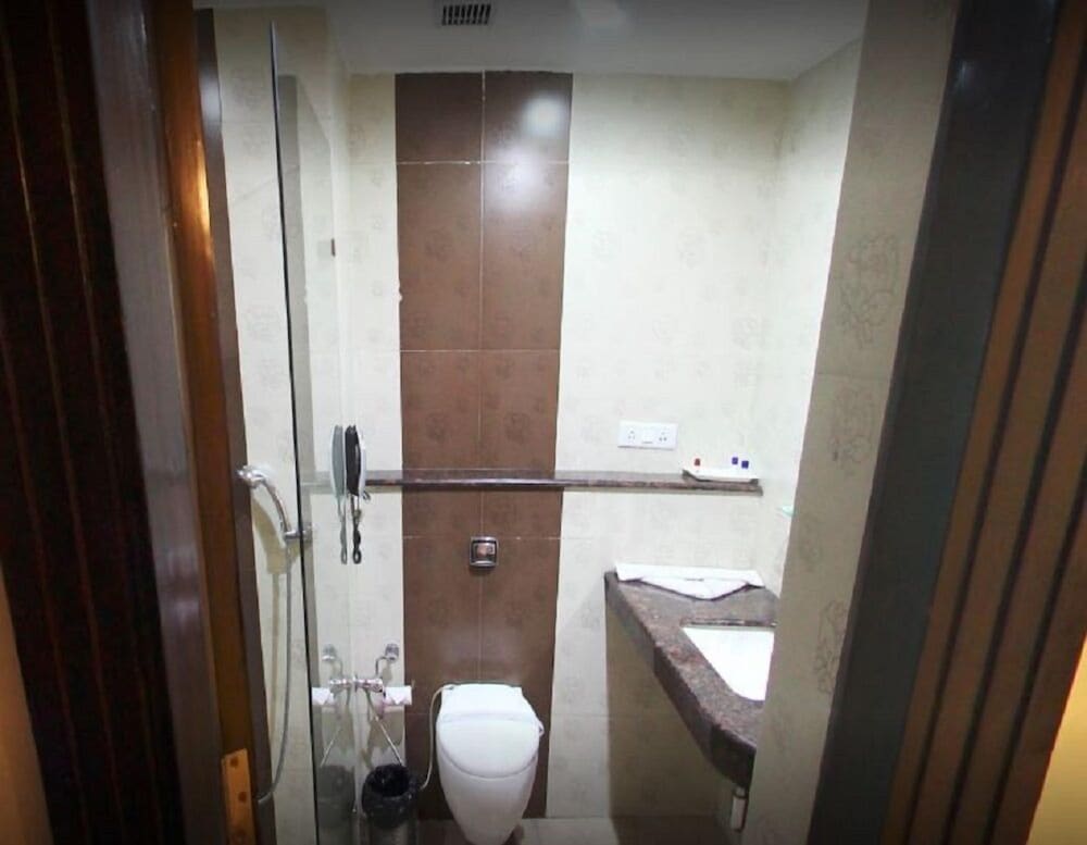Executive Double Or Twin Room, 1 King Bed, Accessible photo 2