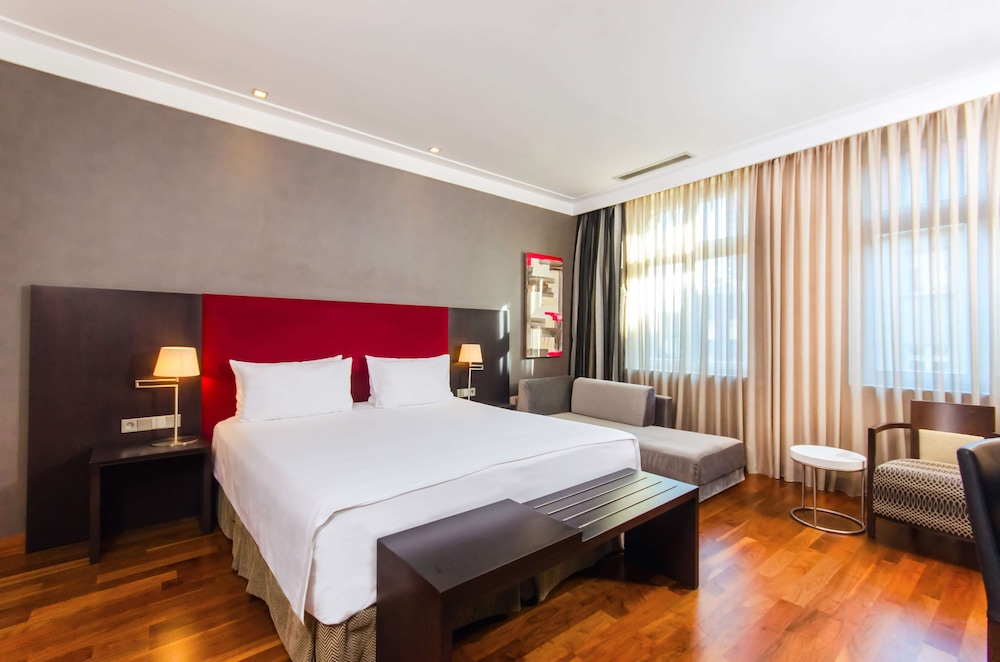 Superior Room (Extra Bed 3 Adults) - Photo 4