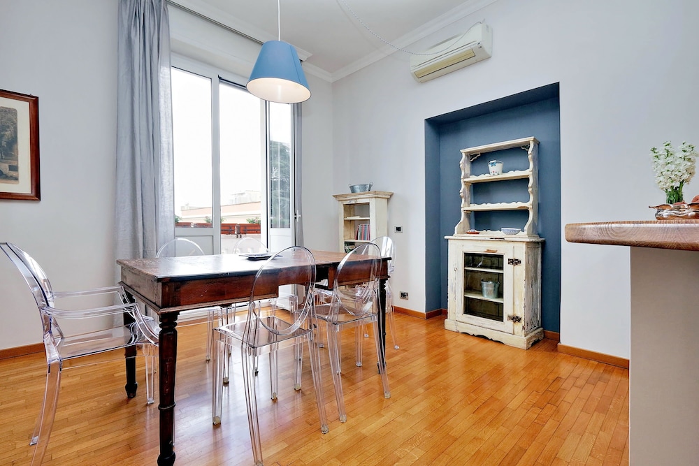 Apartment, 2 Bedrooms, Balcony, City View (Via Celimontana 38) photo 2