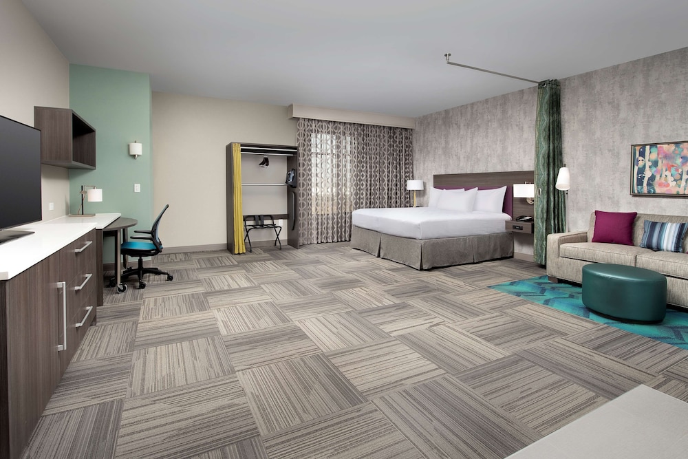 Studio, 1 King Bed, Accessible (Hearing)