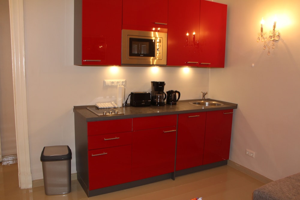City Apartment, 1 Bedroom photo 2