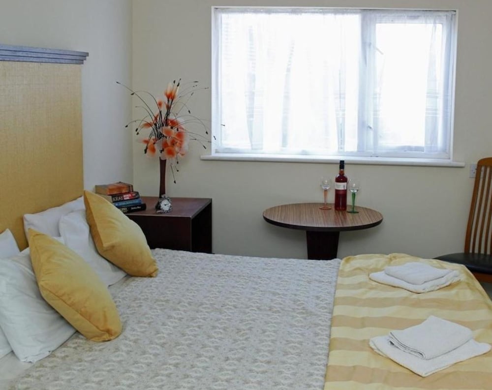 Double Room - Photo 4