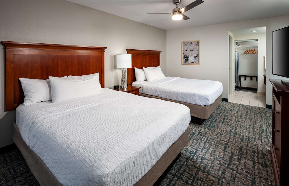 Suite, 2 Queen Beds - Photo 2