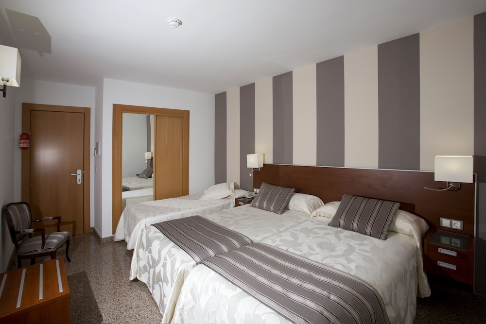 Habitación triple superior, 3 camas individuales