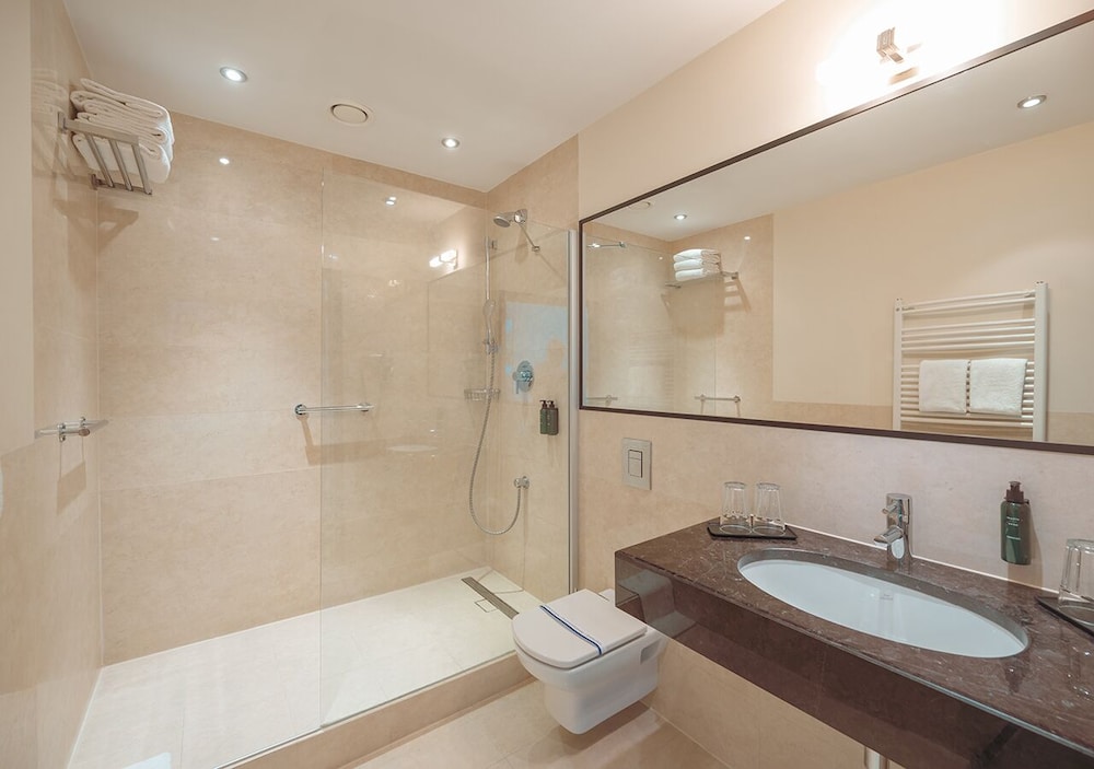 Classic Triple Room - Photo 7
