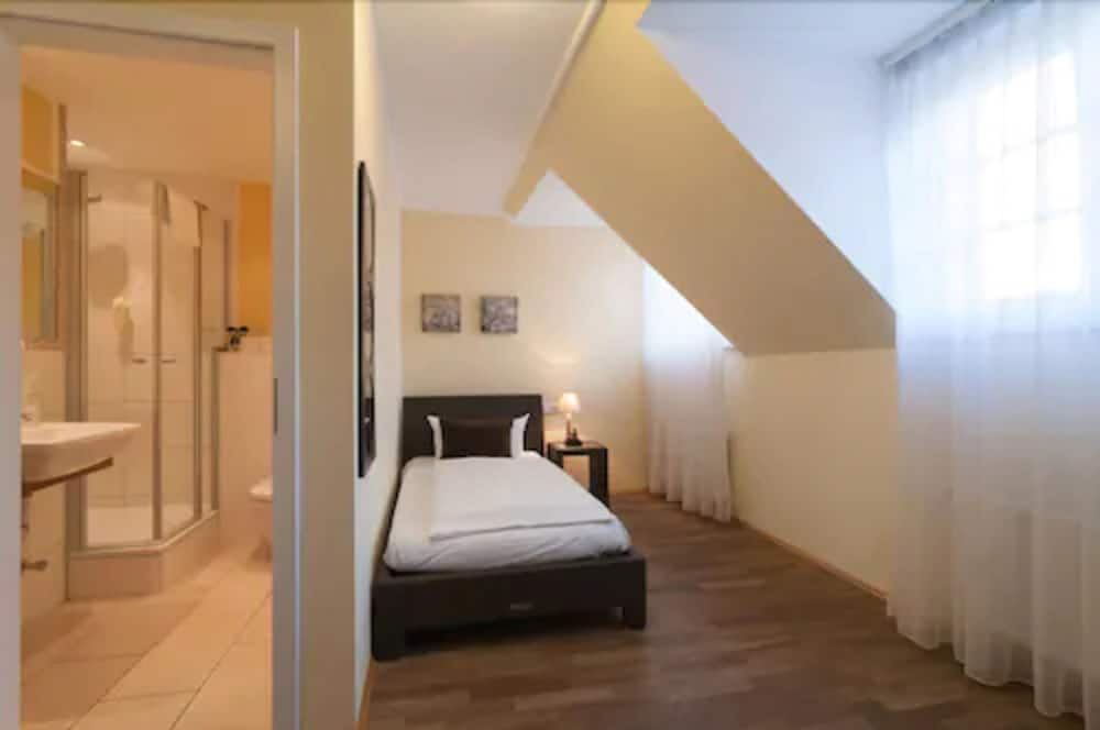 Single Room, 1 Twin Bed, Kitchenette photo 2