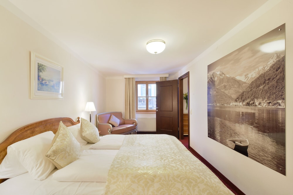 Suite, City View - Photo 9