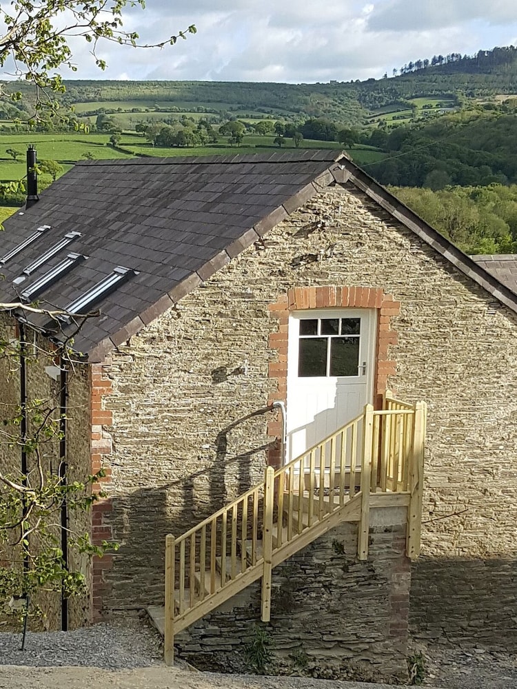 Cottage photo 2