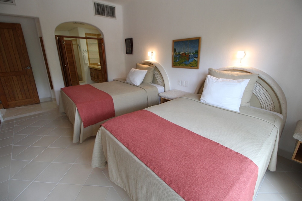 Standard Suite, 2 Bedrooms - Photo 4