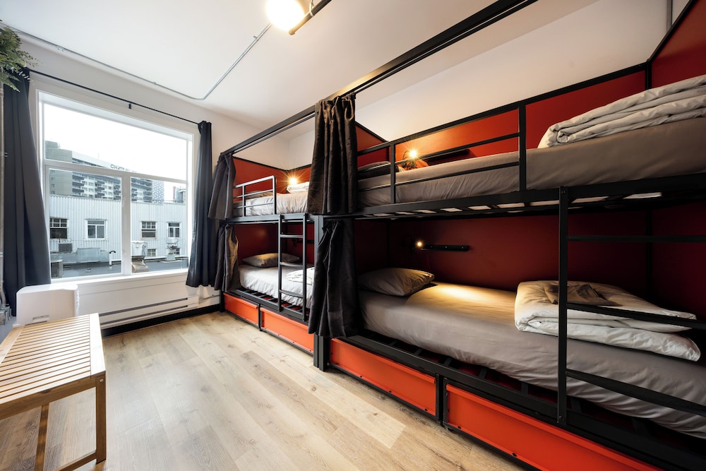 2 Beds in 4-Bed Dorm photo 1