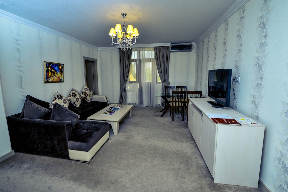 Family Suite photo 2