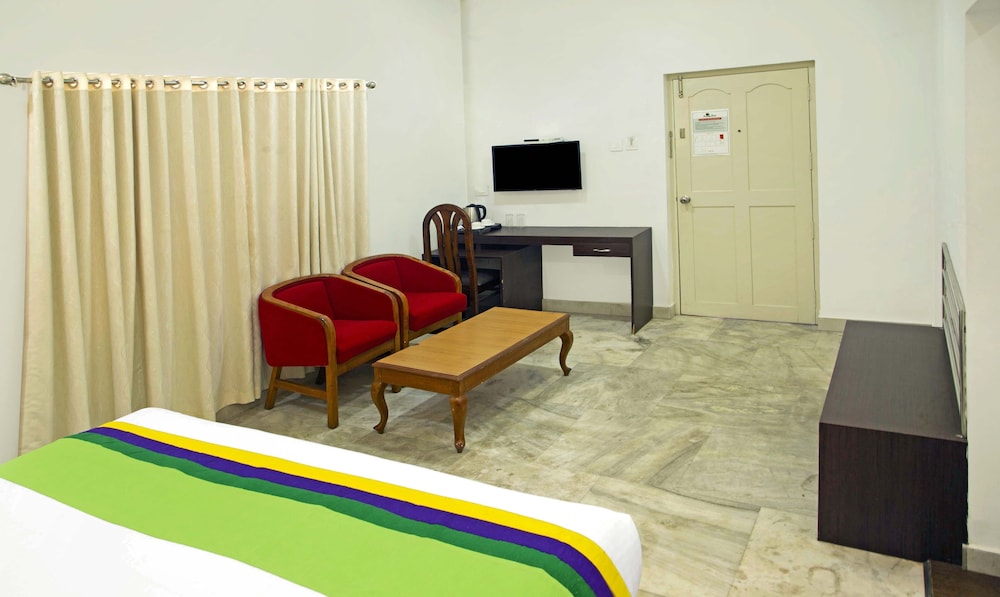Deluxe Room - Photo 2