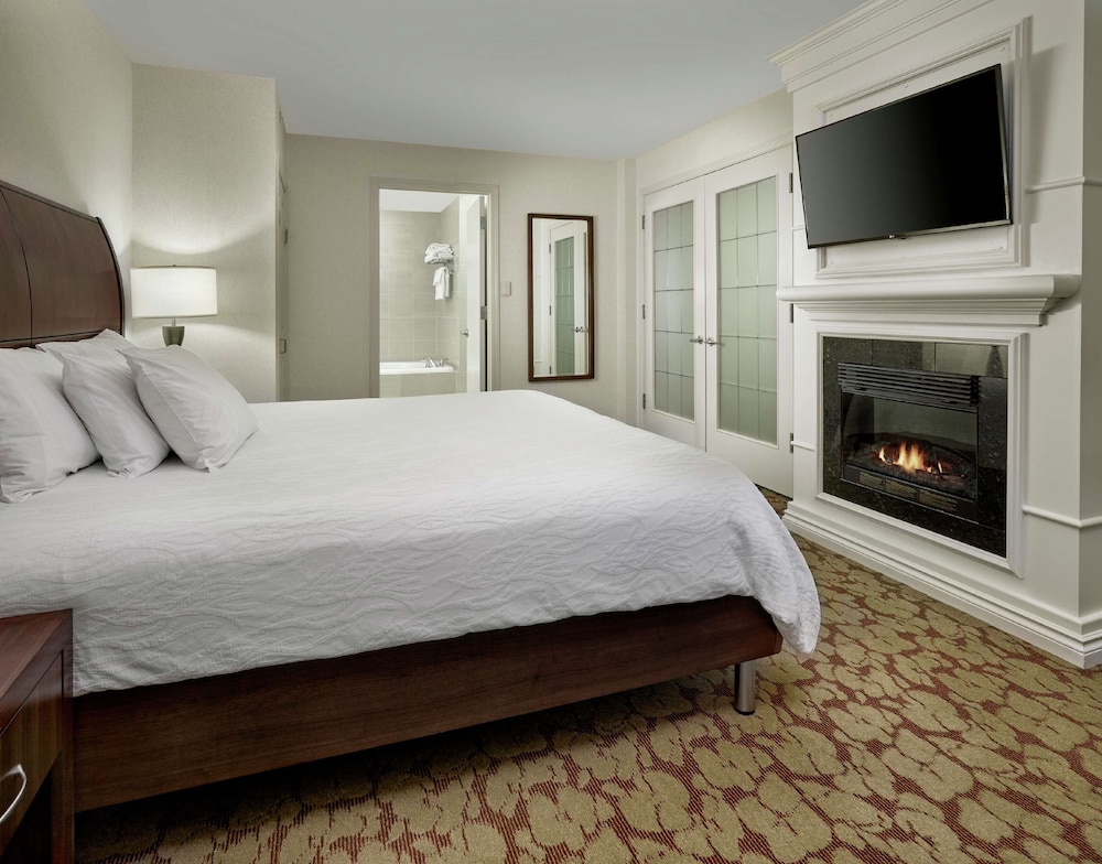 Suite, 1 Bedroom - Photo 3