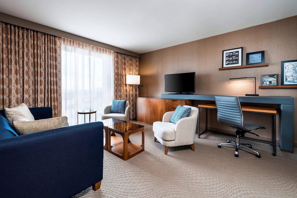 Executive Suite, 1 Bedroom - Photo 4
