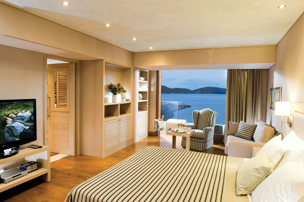 Deluxe Suite, Sea View
