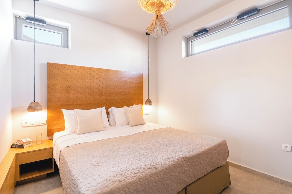 Economy Double or Twin Room