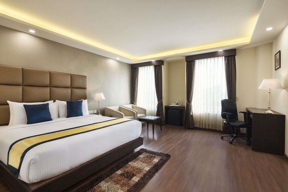 Deluxe Room, 1 Double Bed, Non Smoking photo 1