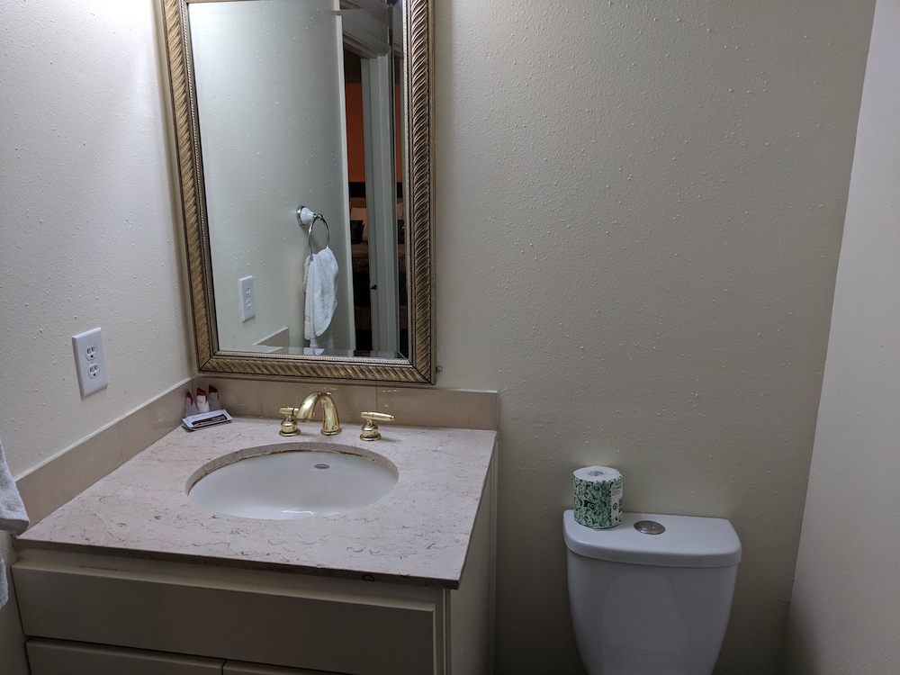Standard Room photo 2