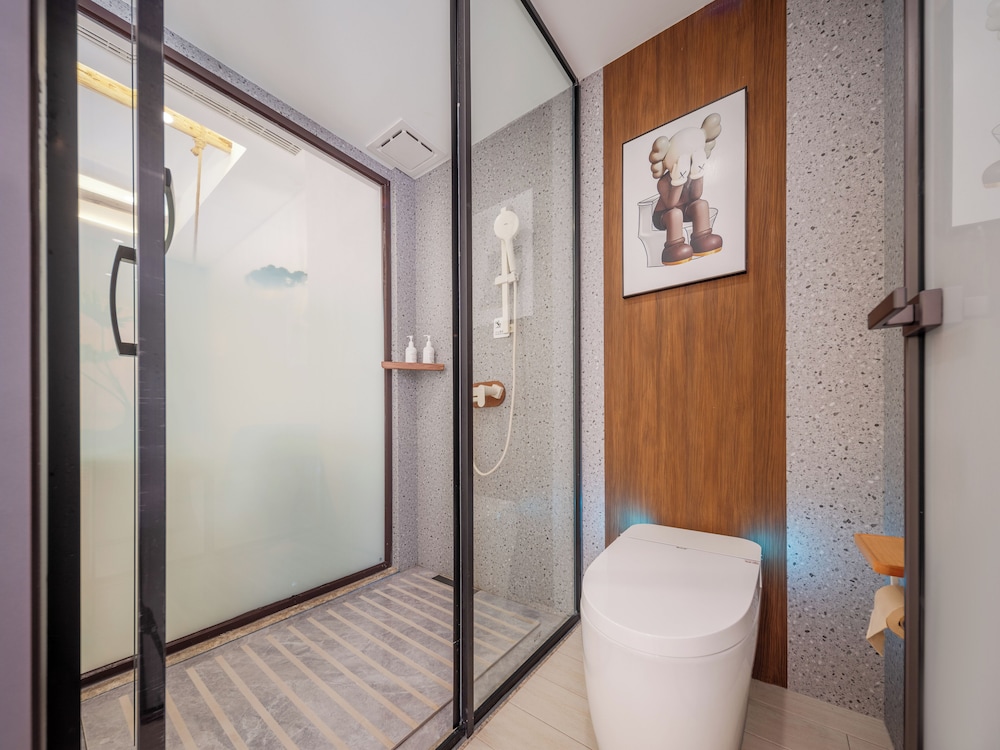 Basic Double Room, Courtyard View photo 3