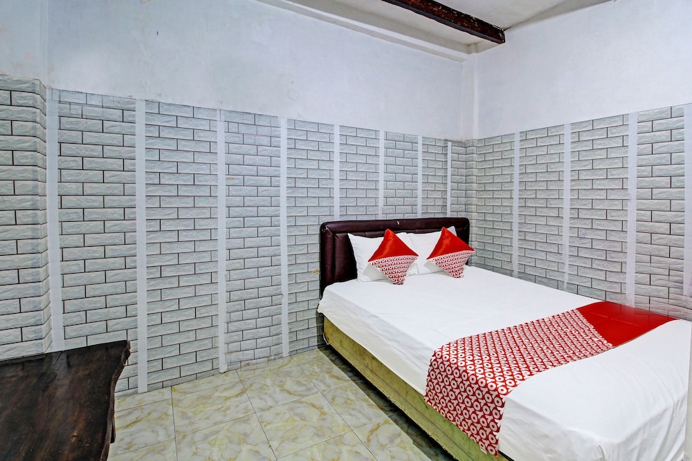 Economy Double Room photo 1
