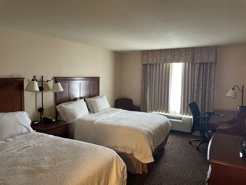 Room, 2 Queen Beds, Accessible, Non Smoking - Photo 3