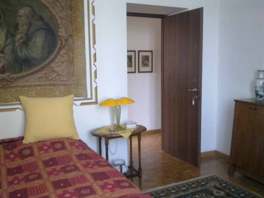 Double Room (Aminta)