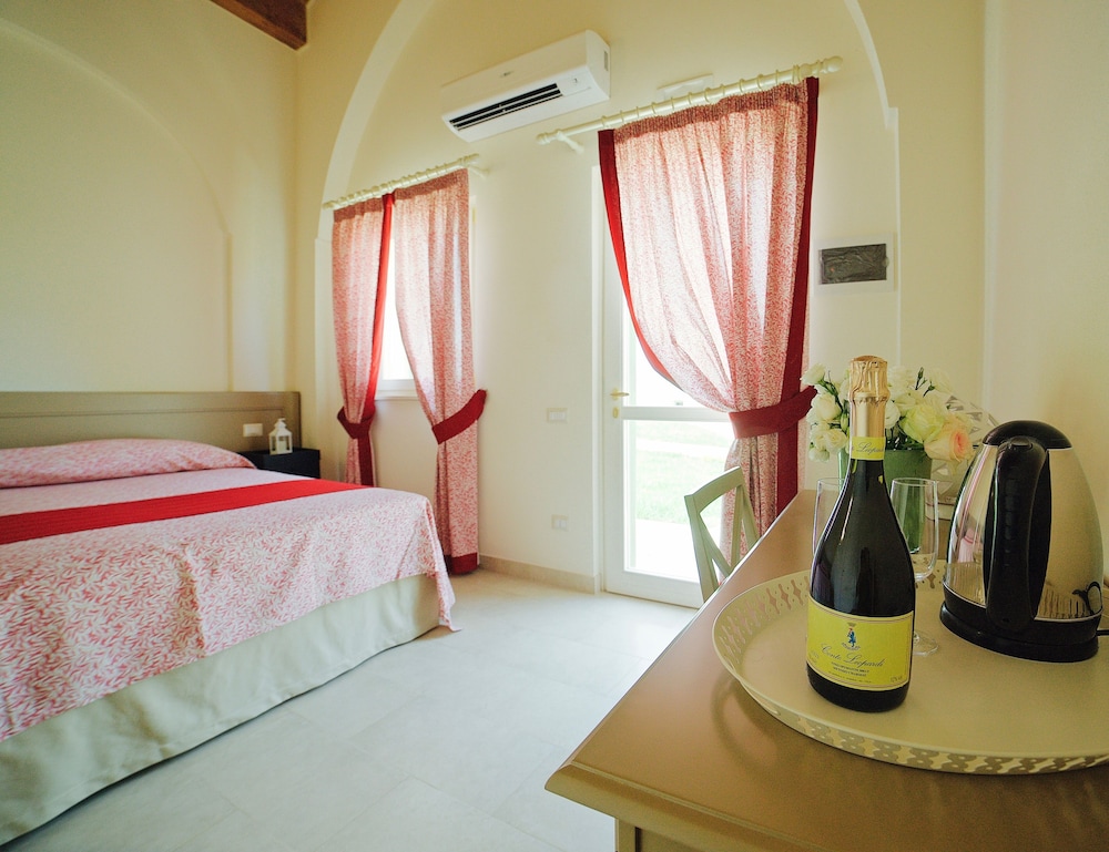 Superior Suite, 1 Bedroom, Private Bathroom photo 1
