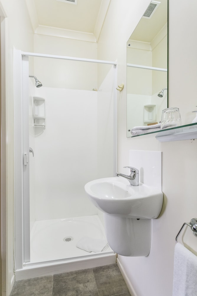 Studio (Super King (Ensuite)) photo 2