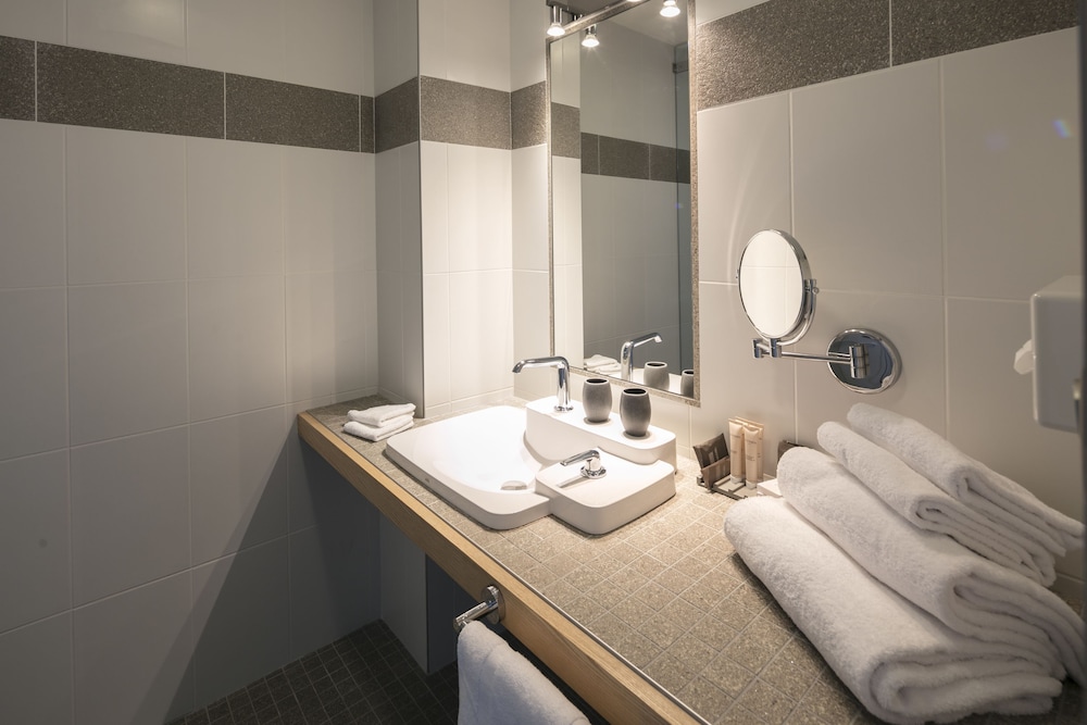 Double Room (Menez)