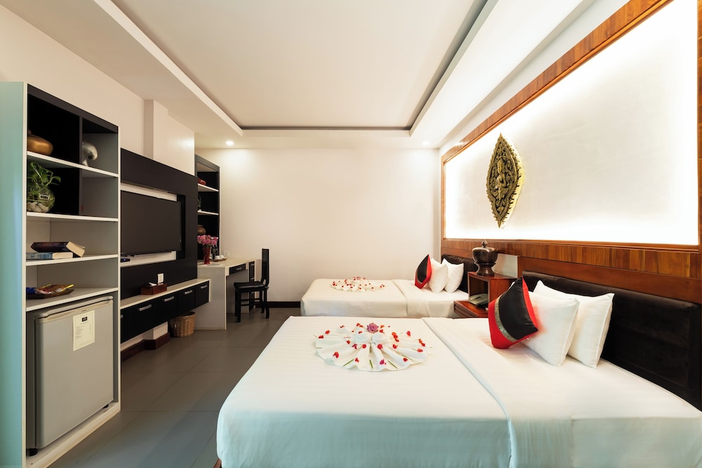 Deluxe Twin Room - Photo 10