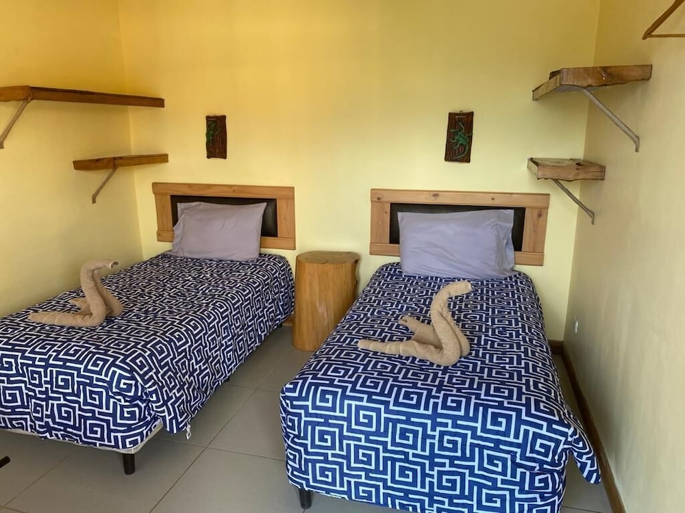 Standard Twin Room, 1 Bedroom, Private Bathroom, Valley View photo 1