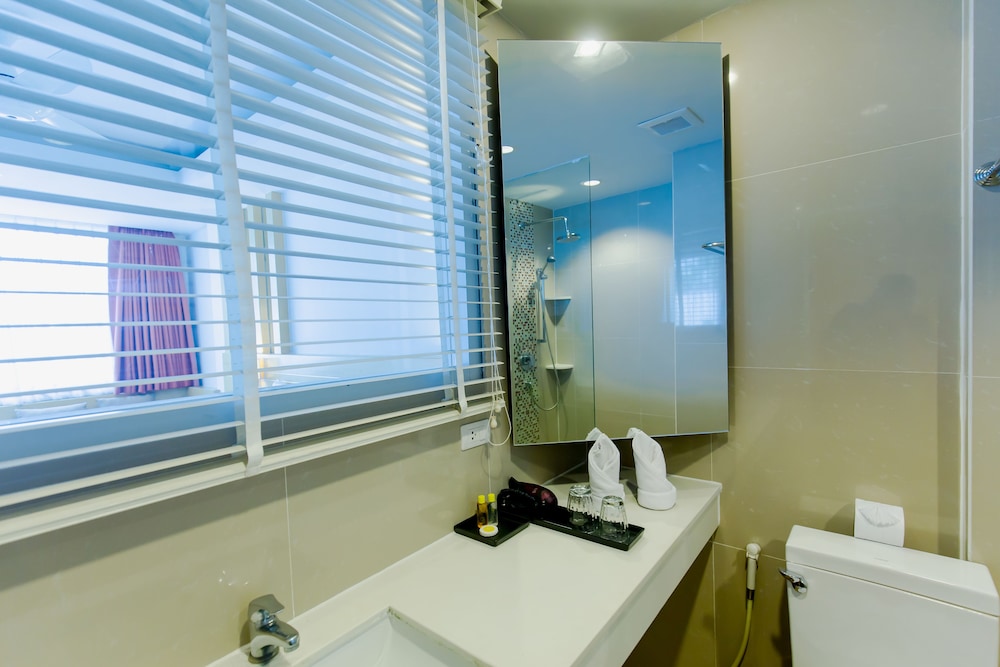 Classic Room, 1 Double or 2 Twin Beds - Photo 3