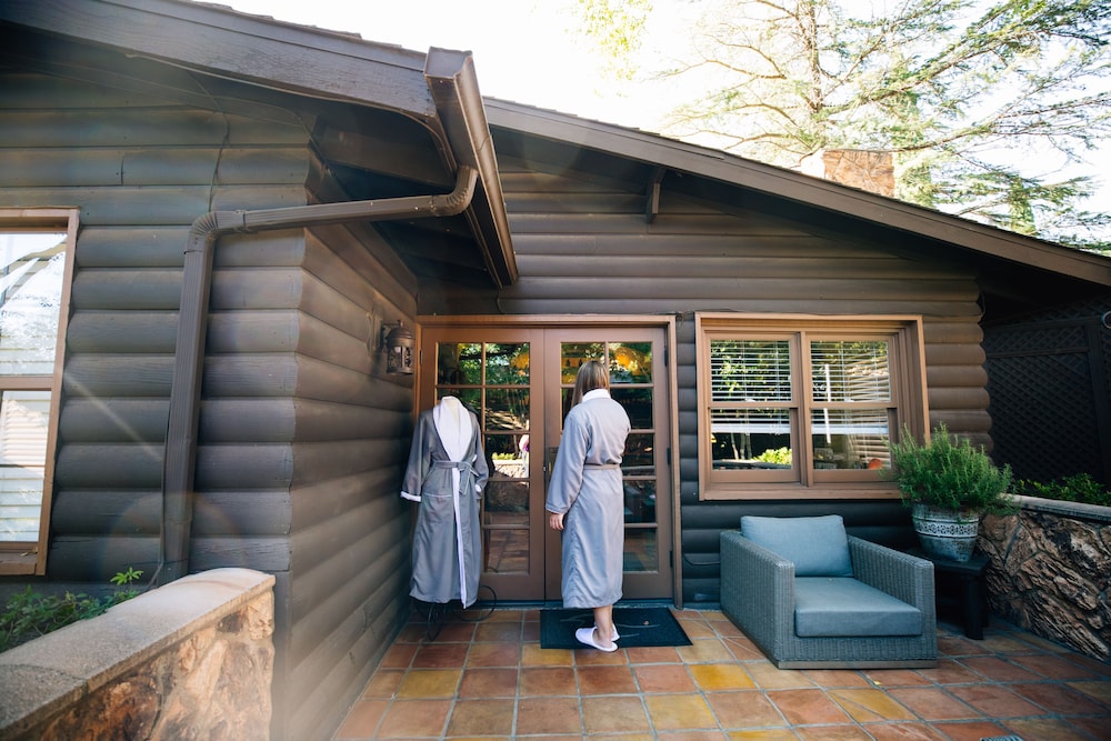 Cottage (Spa Suite)