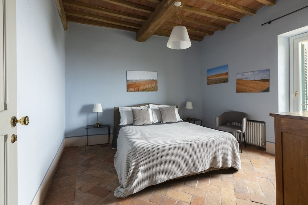 Deluxe Double Room, 1 Queen Bed, Non Smoking, Vineyard View photo 3