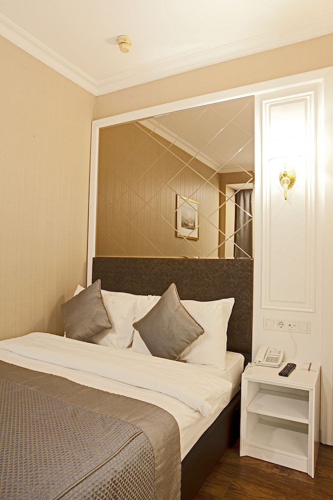Economy Room photo 1