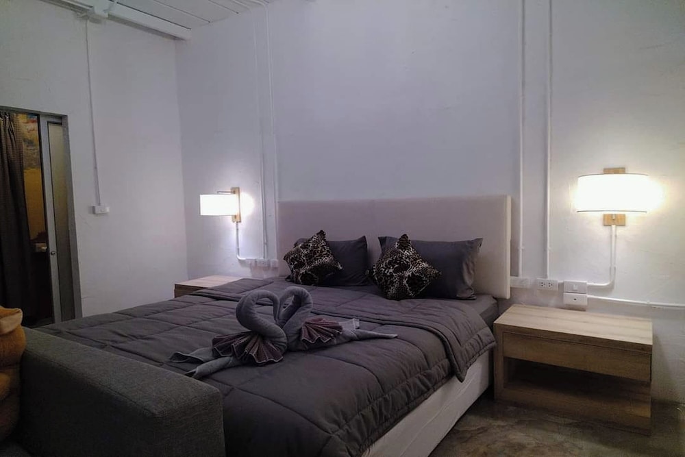 Standard Room - Photo 9