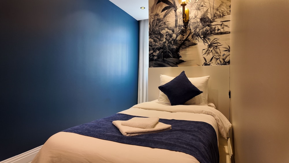 Single Room, Non Smoking, Housekeeping