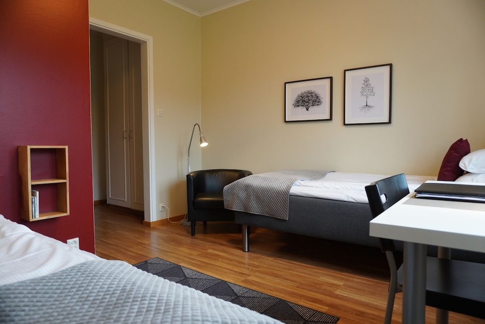 Standard Twin Room, Annex Building photo 3