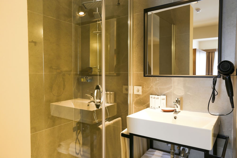 Grand Room photo 2