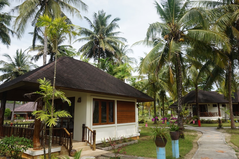 Superior Room with Garden View photo 3