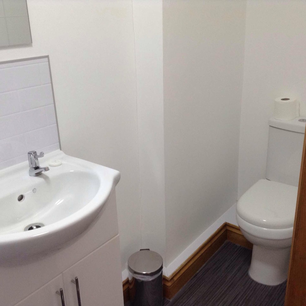 Standard Triple Room, Multiple Beds, Non Smoking photo 3
