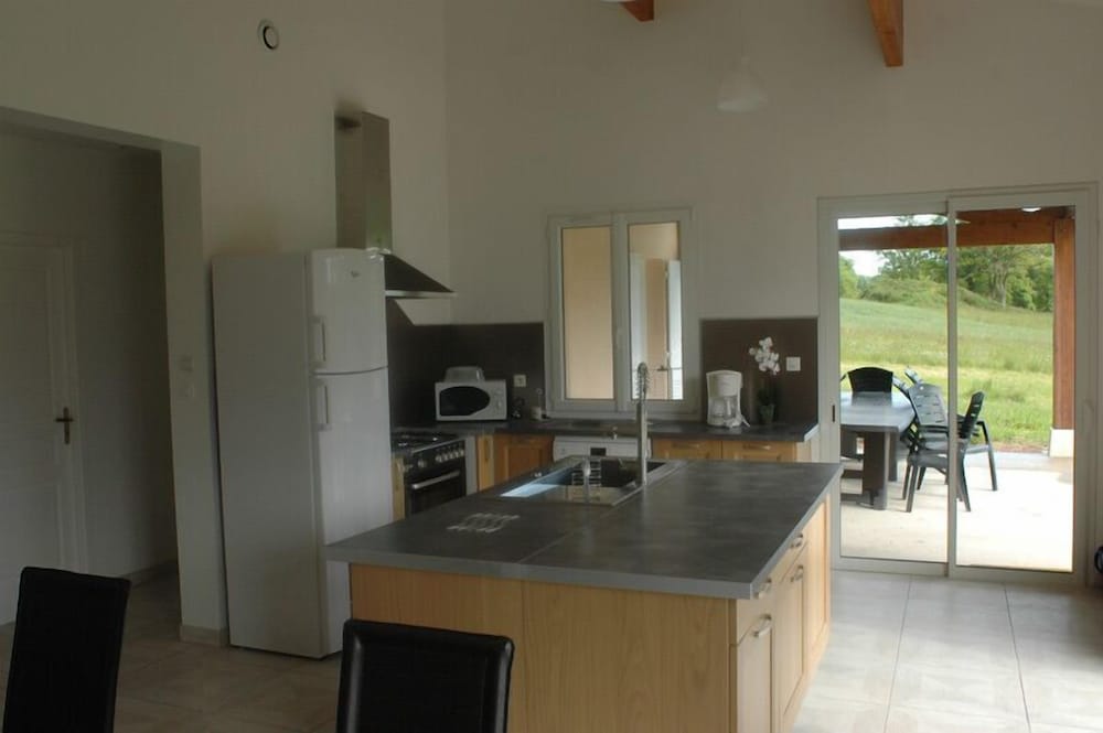 Superior Villa photo 3