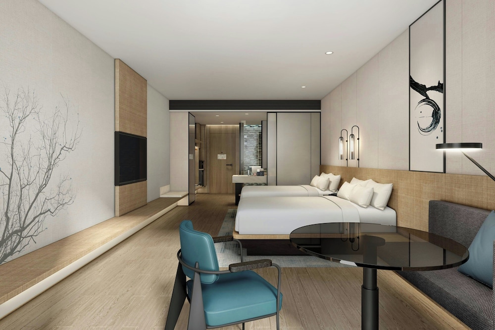 Standard Room, 2 Double Beds, City View