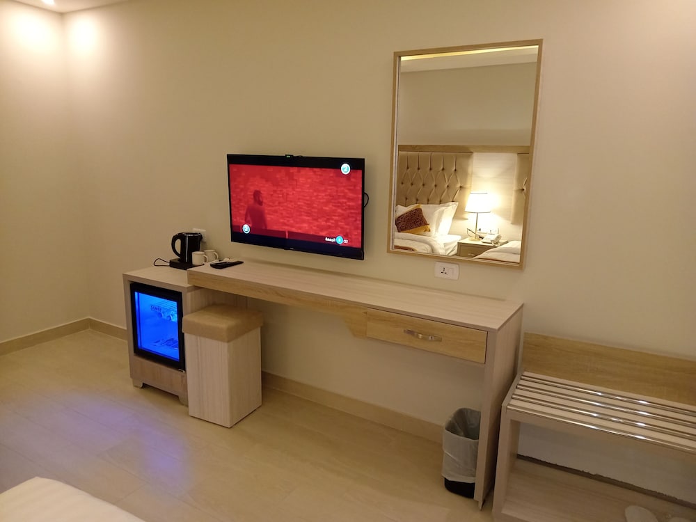 Deluxe Twin Room photo 2