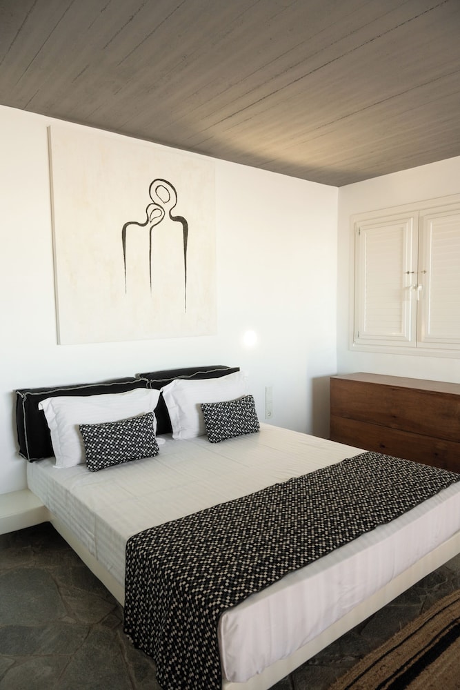 Premium House, Pool View