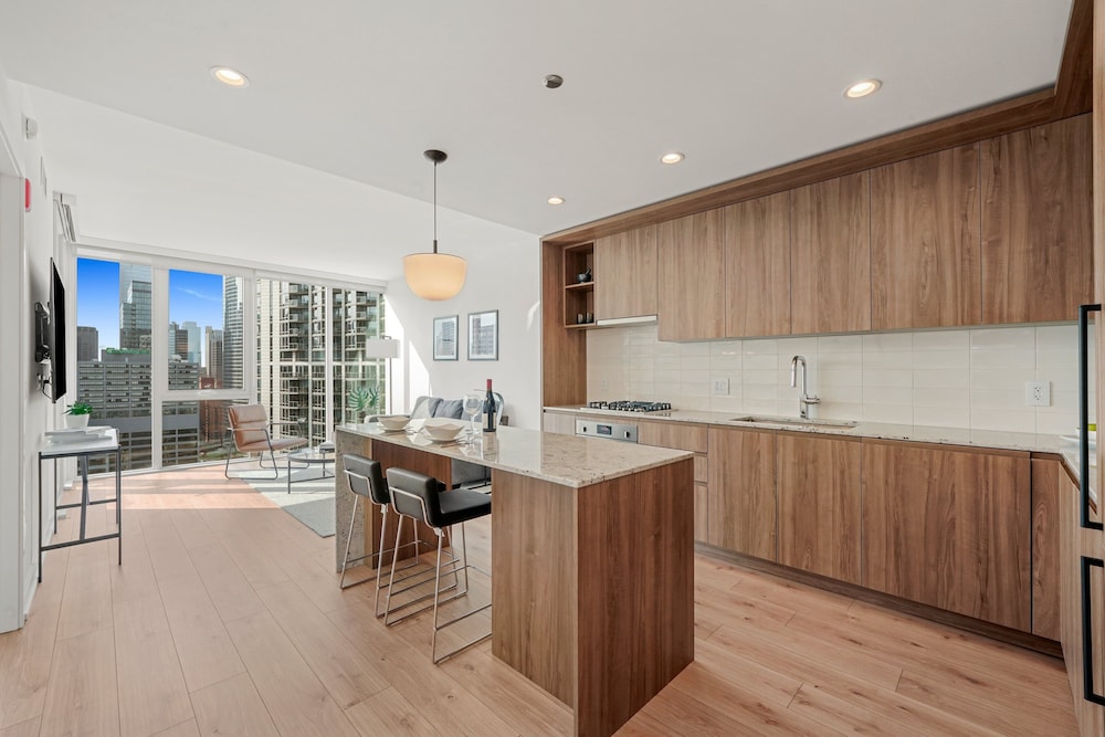 Executive Suite, 1 Bedroom - Photo 8