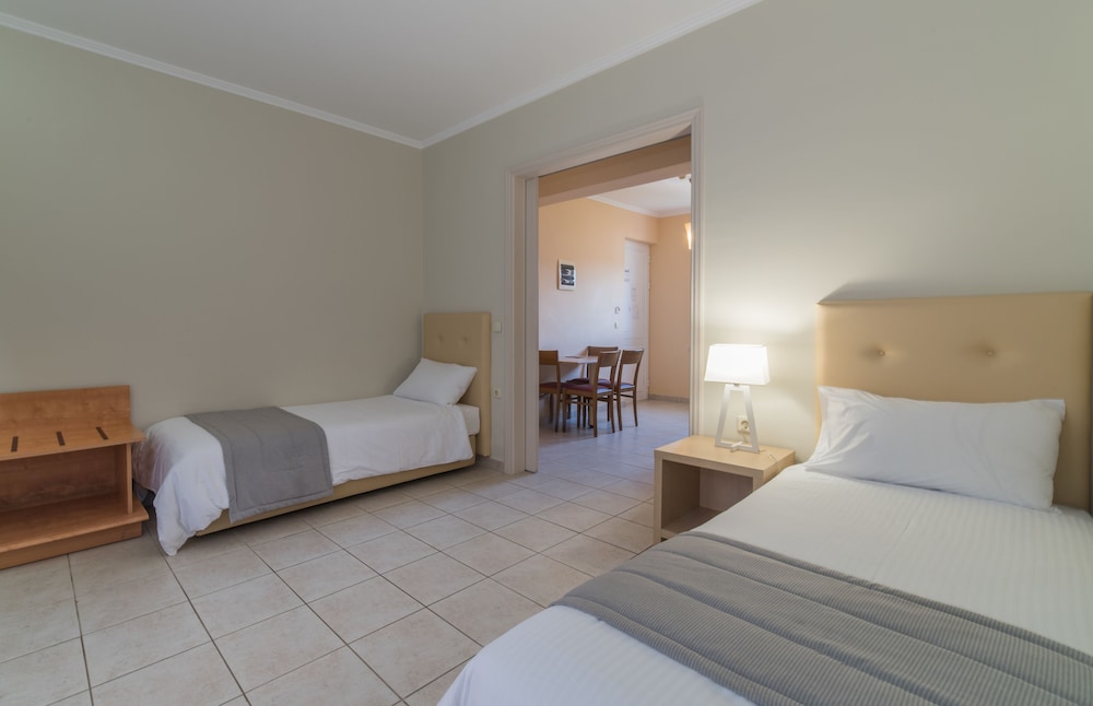 Apartment, 2 Bedrooms, Garden View