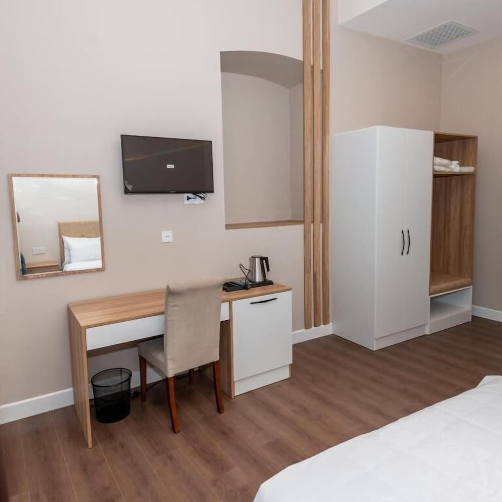 Standard Room photo 2